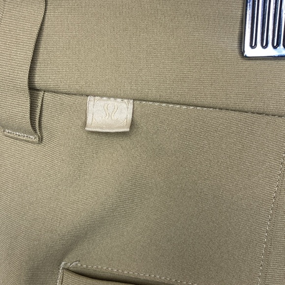 Lululemon Commission Short Relaxed 11" Men's Khaki Shorts 36 - Picture 5 of 7